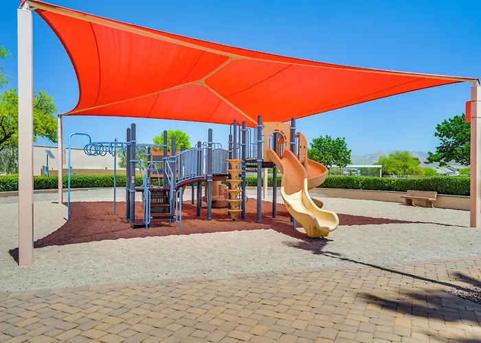 Holiday home Private Pool & Fire Pit: Tucson Near Hiking! *