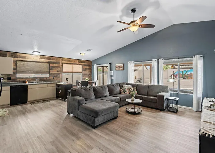 Holiday home Private Pool & Fire Pit: Tucson Near Hiking! Tortolita
