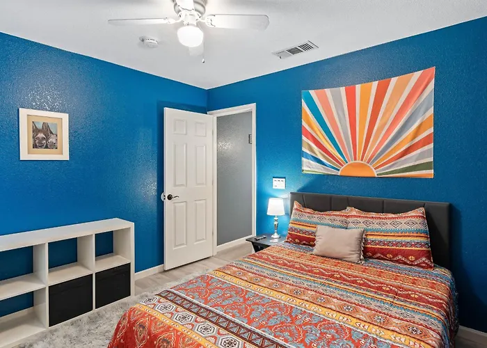 Private Pool & Fire Pit: Tucson Near Hiking! Holiday home *